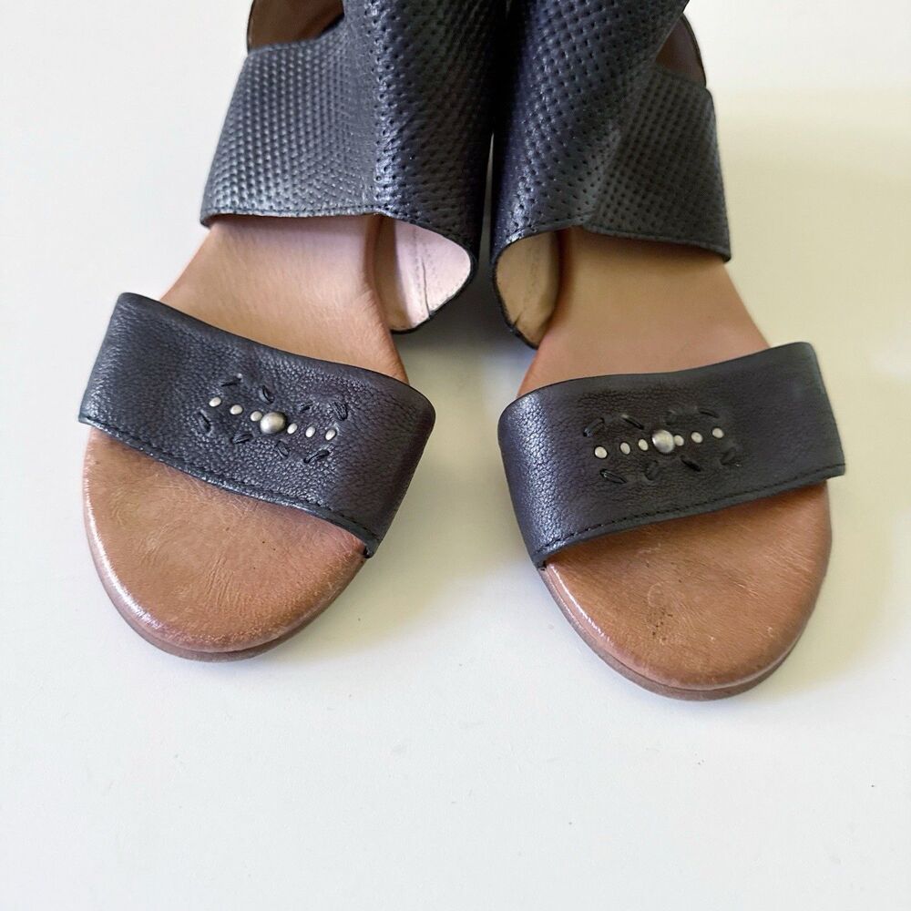 Women's Miz Mooz Leather Cutout Sandals Studded Zipper Black EU Size 38 US 7.5 8 - Picture 12 of 14
